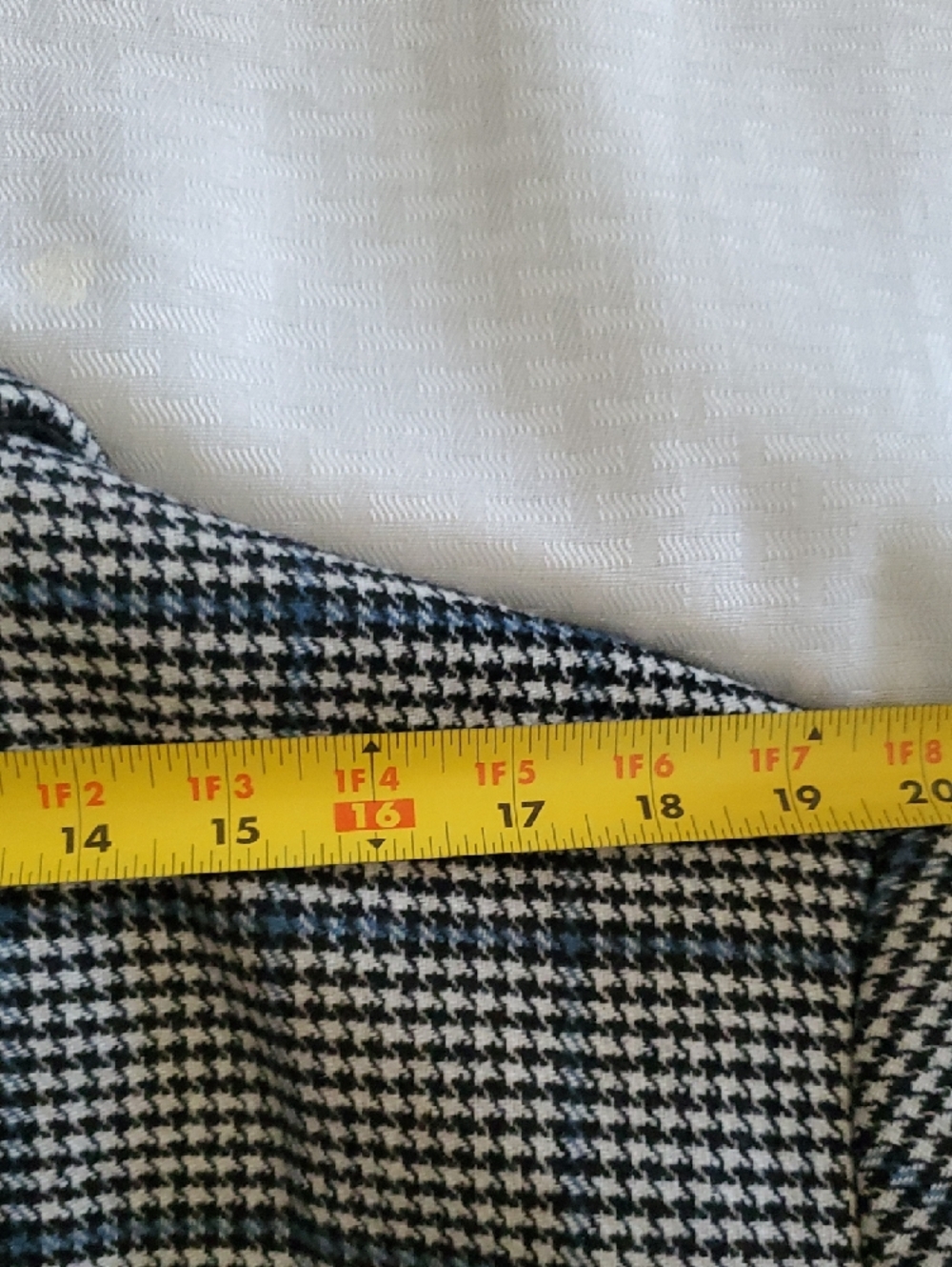 Old Navy Black and White Plaid Men's Coat - Picture 13 of 15